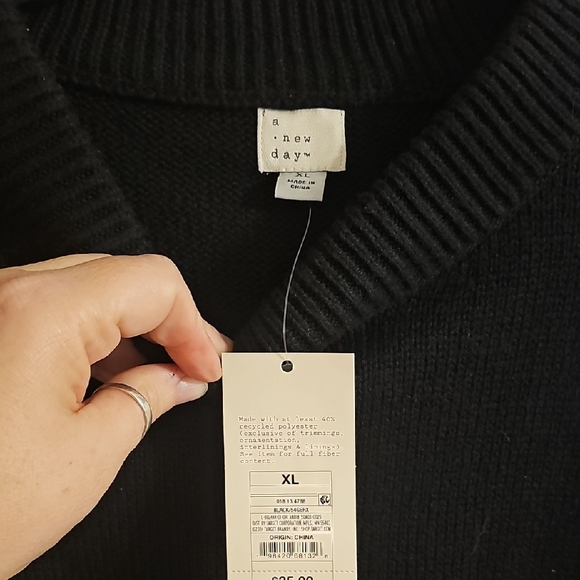 a new day Women's Black Crew Neck Sweater - Picture 2 of 4